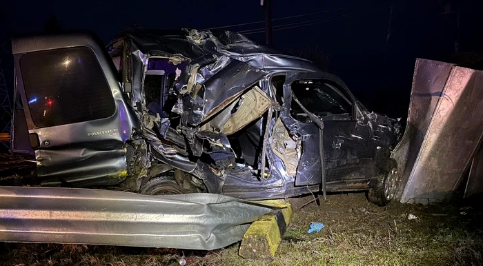 Au-scpat-miraculos-cu-via-dup-ce-i-a-lovit-trenul-Accident-feroviar-n-Ialomia-soldat-cu-doi-rnii