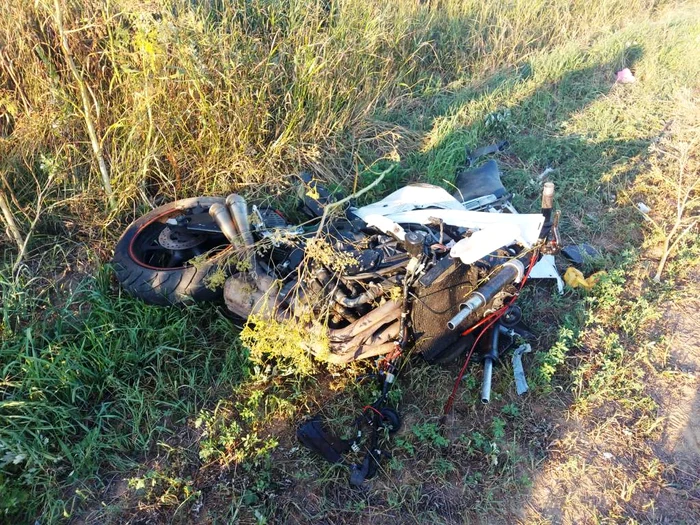 Biciclet-lovit-de-motociclet-pe-E85-n-Neam-Trei-oameni-au-murit-n-accident