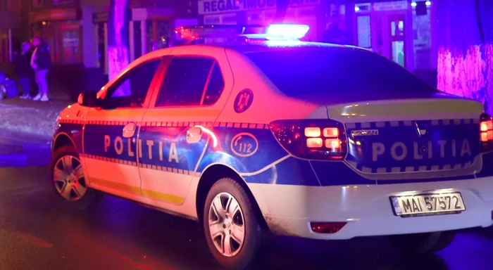 Cartue-i-un-ncrctor-pentru-arme-de-foc-gsite-ntr-un-utilaj-de-deszpezire