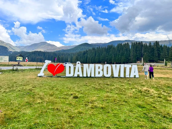 Distracie-n-creierii-munilor-Cnd-are-loc-ediia-2023-a-Festivalului-Padina-Petera