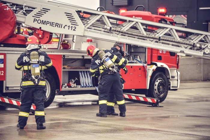 Explozie-urmat-de-incendiu-ntr-un-apartament-din-Piatra-Neam