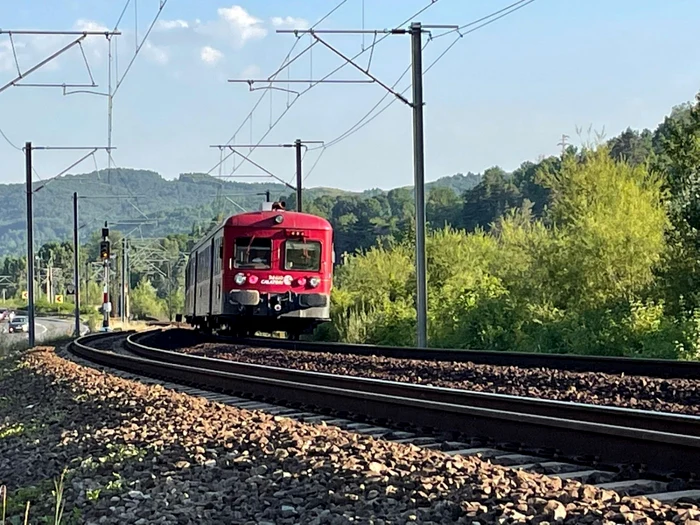 Incendiu-la-locomotiva-unui-tren-de-cltori-n-Prahova-Cltorii-s-au-autoevacuat-nimeni-nu-a-fost-rnit