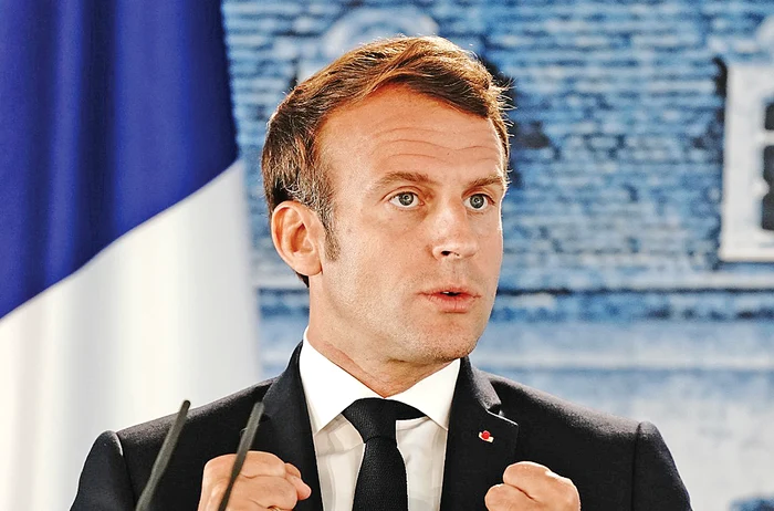 Macron-ia-n-calcul-blocarea-reelelor-sociale-n-timpul-revoltelor-Opoziia-l-acuz-de-dictatur