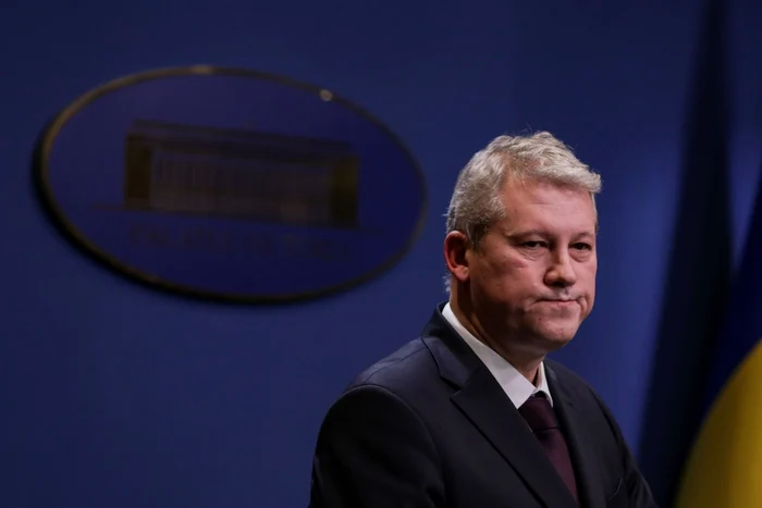 Predoiu-cere-prefecilor-s-se-ocupe-de-aplicarea-legii-privind-privind-eliminarea-dosarului-cu-in