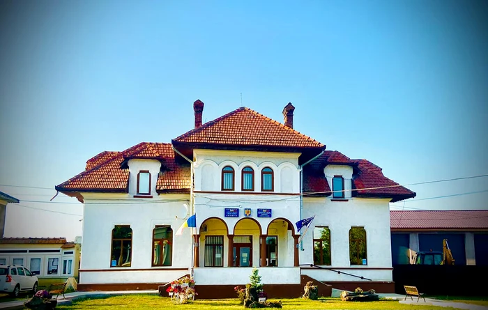 Primri-din-Neam-vizat-de-o-anchet-a-Direciei-Anticorupie-Percheziie-la-locuina-acesteia