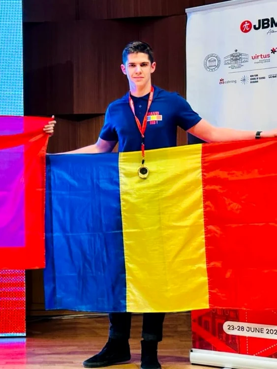 Romnia-pe-podium-la-Balcaniada-de-Matematic-David-Vlad-Marghidan-liderul-lotului-a-intrat-direct-la-liceu