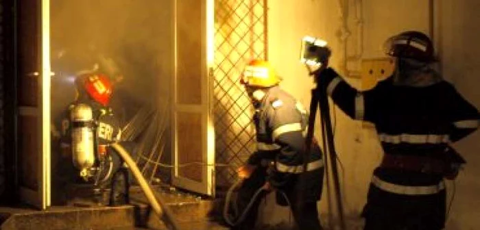 Tragedie-n-Teleorman-O-mam-i-fetia-ei-de-trei-ani-au-murit-ntr-un-incendiu-