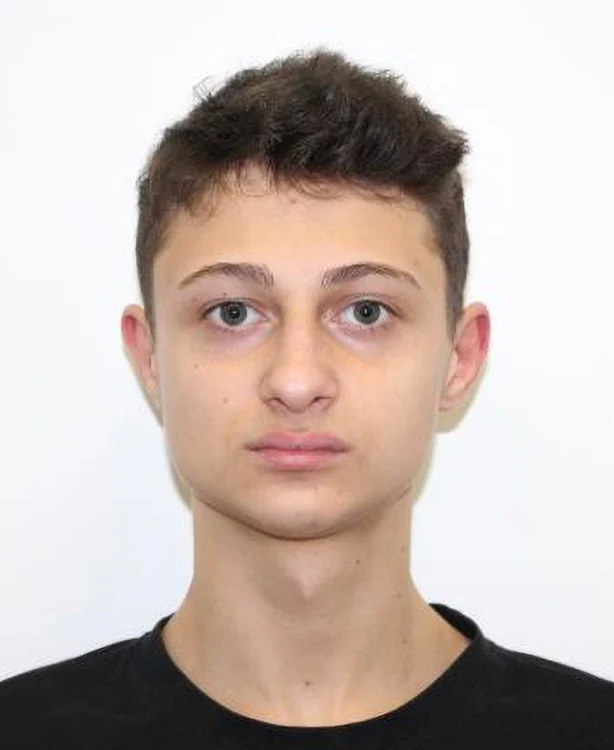 Un-adolescent-din-Brlad-este-de-negsit-dup-ce-a-plecat-s-munceasc-la-mare-Mama-lui-l-caut-disperat