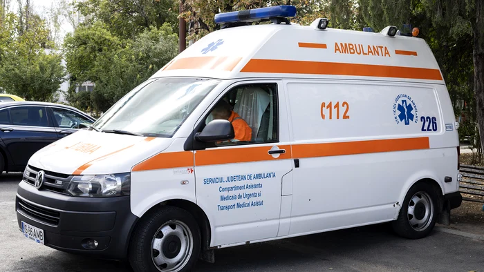 ofer-de-la-Ambulana-Vaslui-amendat-de-poliiti-pentru-c-nu-a-pornit-semnalele-luminoase-i-acustice-n-timpul-unei-intervenii