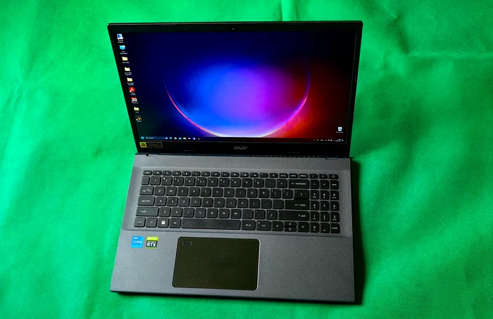 Acer-Aspire-7-laptop-versatil-pentru-gaming-i-activiti-profesionale-TECH-REVIEW