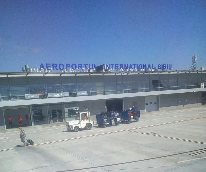 Aeroport-romnesc-amendat-pentru-taxarea-suplimentar-a-unei-femei-cu-handicap-locomotor