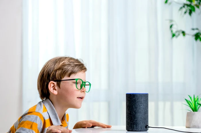 Amazon-doteaz-serviciul-Alexa-cu-inteligen-artificial-generativ
