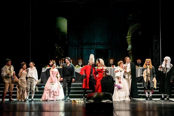 Cu-ce-se-deschide-stagiunea-la-Opera-din-Cluj-Melomanii-sunt-invita-la-nunt