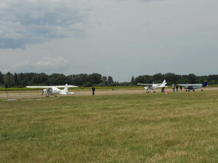 De-la-militrie-la-acrobaie-Fostul-aerodrom-militar-de-la-Ianca-devine-centru-pentru-sporturile-aeronautice