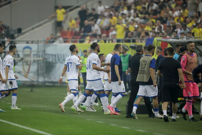 Decizia-UEFA-ncinge-spiritele-n-Kosovo-Pedeapsa-pentru-FRF-s-fie-ct-se-poate-de-mare-s-serveasc-drept-exemplu