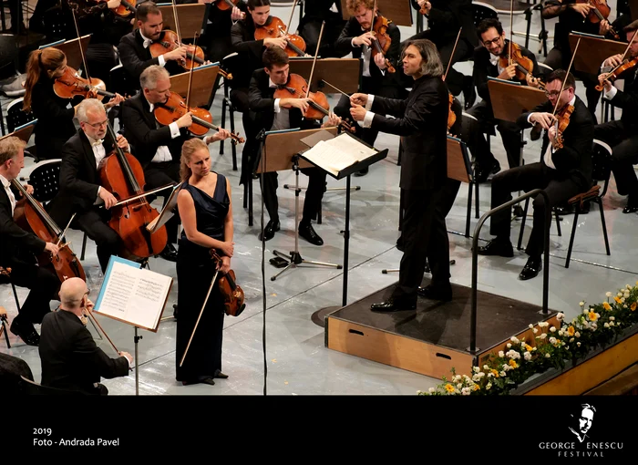 Dirijorul-Vladimir-Jurowski-revine-pe-scena-Festivalului-Internaional-George-Enescu-alturi-de-Orchestra-Operei-de-Stat-Bavareze