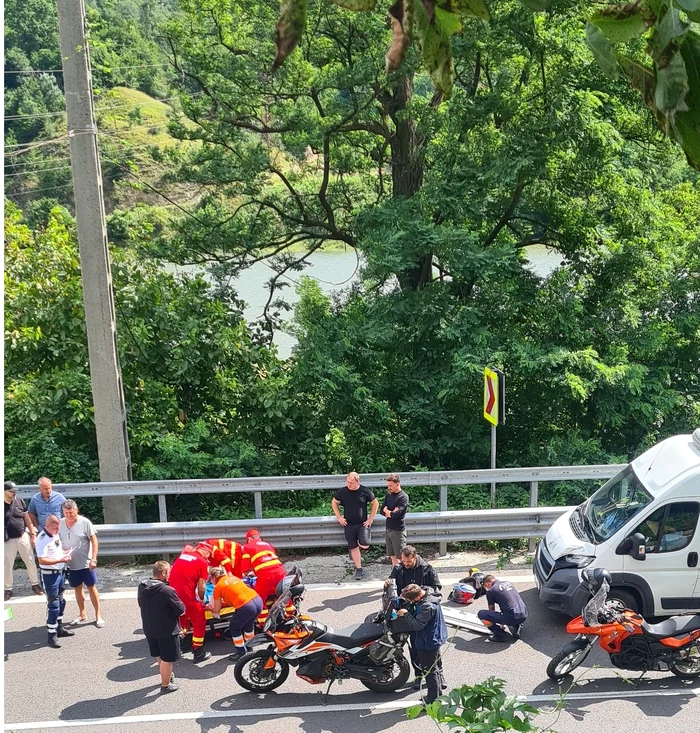 Dou-accidente-ntr-o-singur-zi-pe-DN7-n-Vlcea-Carambol-pe-Valea-Oltului-soldat-cu-o-victim