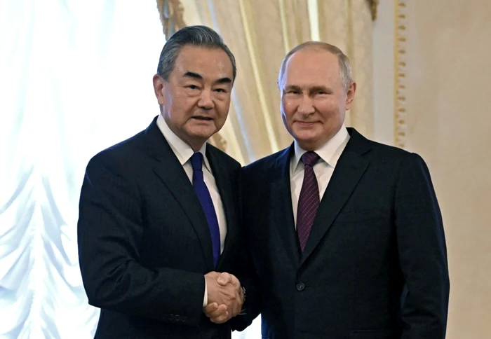 Dup-vizita-lui-Kim-Jong-un-n-Rusia-Kremlinul-face-mare-tam-tam-pe-tema-plecrii-lui-Putin-n-China