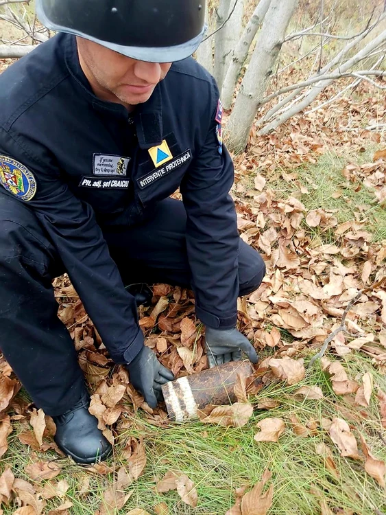 Giurgiu-Proiectil-neexplodat-gsit-n-timpul-spturilor-pentru-un-loc-de-veci-