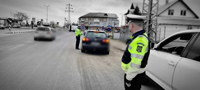 La-un-pas-de-o-tragedie-similar-cu-cea-de-la-2-Mai-Tnr-reinut-de-poliie-dup-ce-a-fost-prins-la-volan-drogat-i-cu-permisul-anulat-n-Bacu