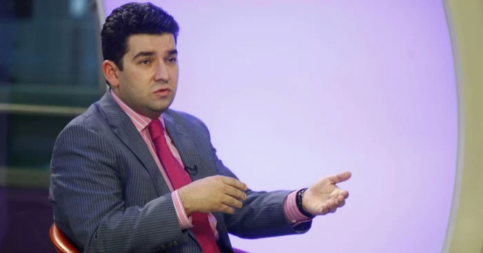 Liviu-Voinea-omul-din-spatele-amendamentului-prin-care-se-naionaliza-Pilonul-II-de-pensii-Prin-ce-funcii-a-trecut-fostul-ministru--SURSE