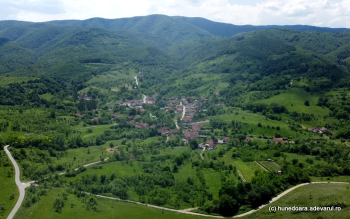 Localiti-cu-nume-bizare-din-Romnia-comunist-Sate-ca-Putreda-Ftciuni-Poponei-terse-de-pe-hart