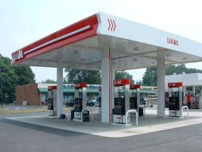 Lukoil-i-poate-pstra-dreptul-de-a-procesa-petrolul-rusesc-n-Bulgaria-timp-de-un-an