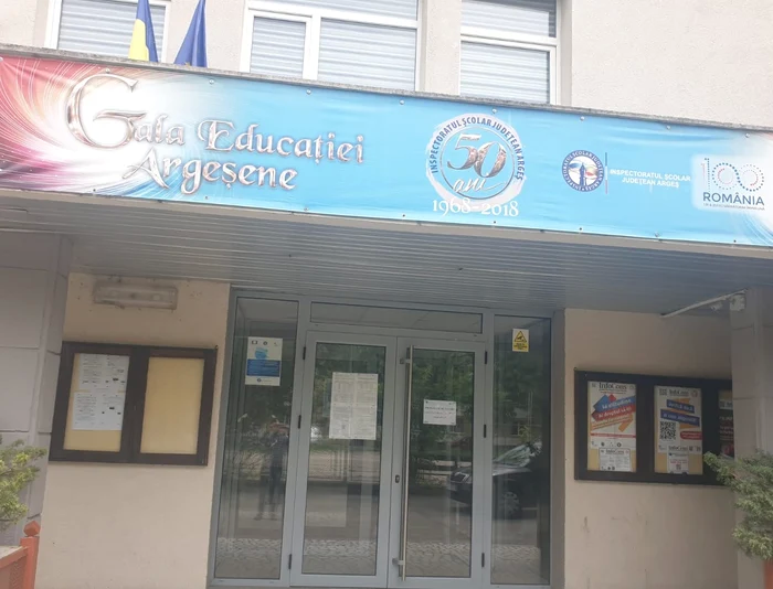 Noul-an-colar-ncepe-n-Arge-cu-detari-pe-posturi-de-directori-fuziuni-ntre-coli-i-antiere-ct-cuprinde