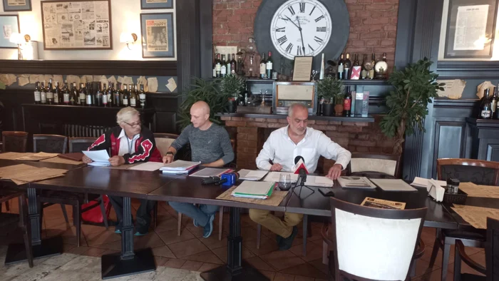 Scandalul-de-la-Teatrul-Braov-Sindicatul-acuz-Teatrul-a-devenit-o-afacere-personal-a-directorului-Dan-Coglniceanu