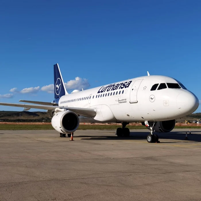 Un-avion-n-a-putut-decola-din-Romnia-pentru-c-pasagerii-erau-prea-grei-15-dintre-ei-au-fost-dai-jos