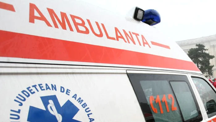 Un-tnr-care-a-atacat-o-ambulan-la-Rnov-anchetat-i-internat-la-Psihiatrie