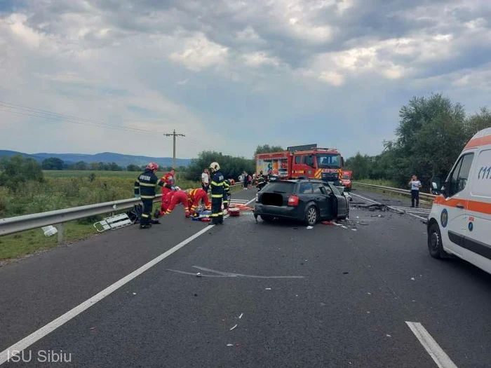 Un-tnr-de-19-ani-a-murit-n-urma-unui-accident-ce-a-avut-loc-pe-centura-Avrig-Alte-trei-persoane-rnite