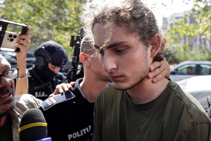 Vlad-Pascu-ndemnat-de-mam-s-i-toarne-pe-copiii-de-tabi-de-la-Vama-Veche-cu-care-s-a-drogat-Fiecare-trage-pentru-el-STENOGRAME-
