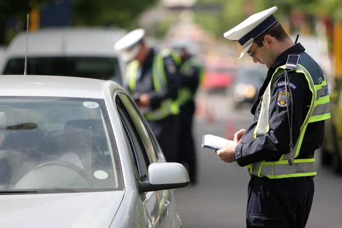 oferi-bui-i-drogai-prini-conducnd-pe-Autostrada-Soarelui-Alcoolemia-record-care-i-a-speriat-pe-poliiti