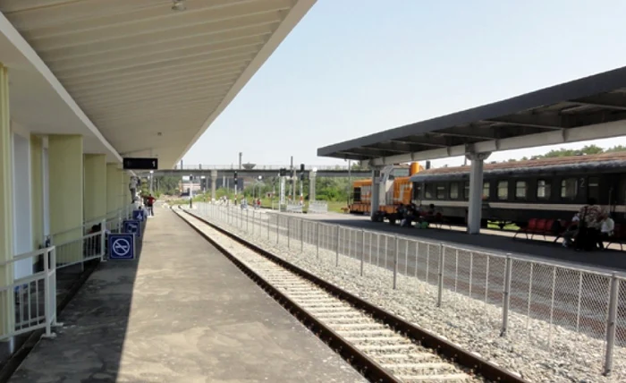 Biat-de-16-ani-czut-de-pe-pasarela-din-gara-Slatina-S-a-ntmplat-n-toiul-nopii-