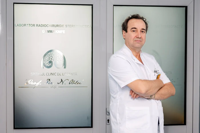 Cele-trei-valori-care-lipsesc-din-sistemul-sanitar-enumerate-de-neurochirurgul-Lucian-Eva-Onestitatea-transparena-i-empatia