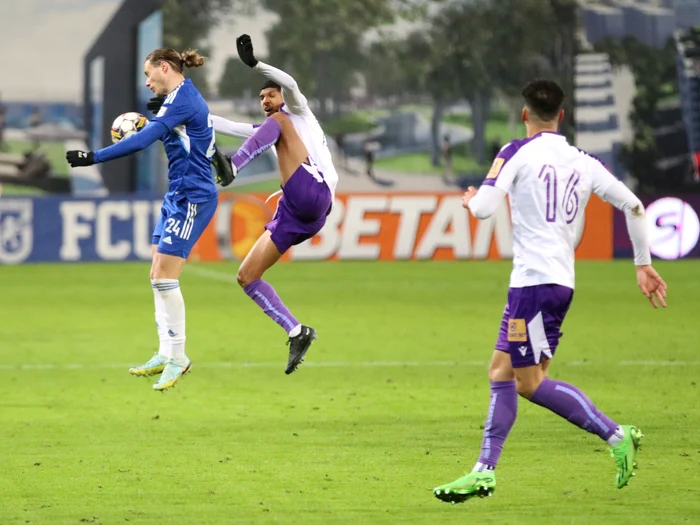 FC-U-Craiova-doar-egal-cu-FC-Hermannstadt-Echipa-din-Sibiu-a-ajuns-la-opt-meciuri-consecutive-fr-nfrngere