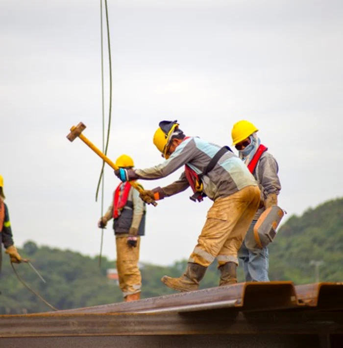 Firmele-din-Spania-ofer-chiar-i-salarii-de-40000-de-euro-pe-an-pentru-muncitorii-romni-n-construcii