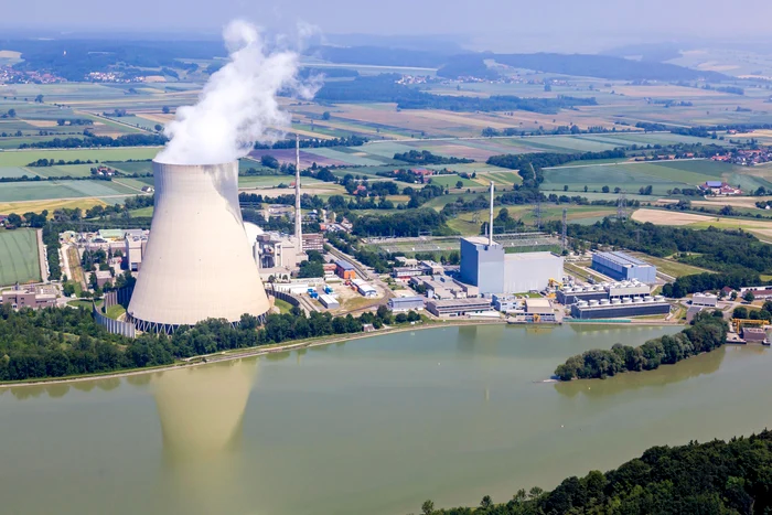 Frana-i-Germania-i-revendic-supremaia-industrial-Ce-rol-joac-energia-nuclear-n-aceast-disput