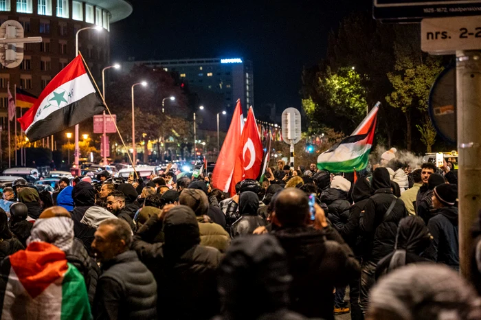 Israelul-le-a-cerut-cetenilor-si-s-prseasc-imediat-Egiptul-Iordania-i-Marocul-pe-fondul-protestelor-de-amploare-din-aceste-ri