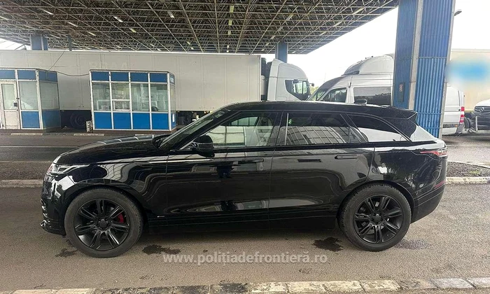 Maini-de-lux-furate-din-Germania-prinse-la-Ndlac-oferii-de-Range-Rover-i-de-Mercedes-anchetai-pentru-tinuire