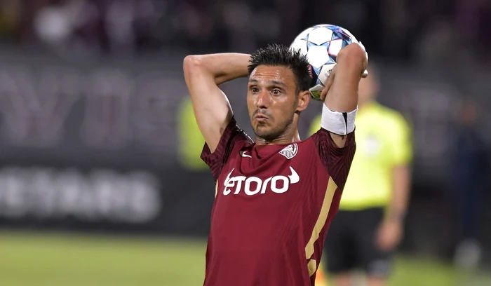Mario-Camora-a-fost-accidentat-n-partida-Dinamo---CFR-Cluj