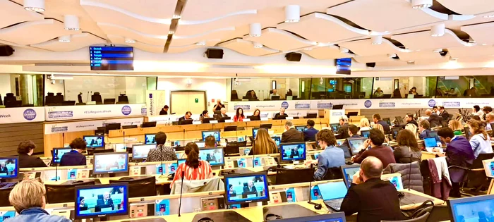 Ora-din-Romnia-premiat-de-UE-alturi-de-Madrid-i--Stockholm-pentru-planurile-de-tranziie-la-verde