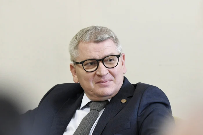 PNL-a-depus-noi-proiecte-de-lege-pe-fiscalitate-Roman-La-angajarea-rspunderii-nu-au-fost-reinute-multe-puncte-de-vedere-ale-PNL