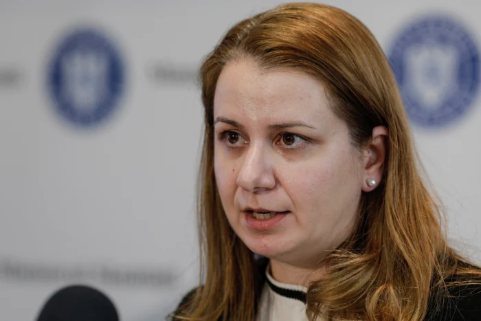 Plngere-penal-la-DNA-mpotriva-ministrului-Educaiei-Blocheaz-reducerile-la-transportul-local-n-comun