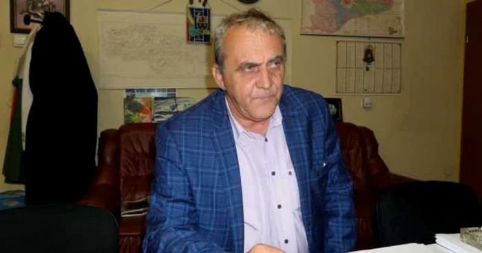 Primarul-din-Mioveni-arestat-preventiv-pentru-30-de-zile-Edilul-e-acuzat-de-trafic-de-influen