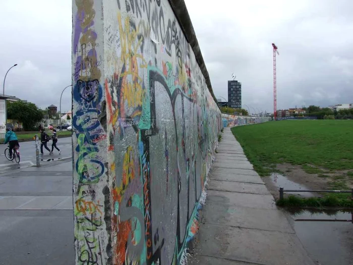 Rusia-rescrie-istoria-reunificarea-Germaniei-denumit-drept-anexarea-RDG-n-noile-manuale-de-istorie-