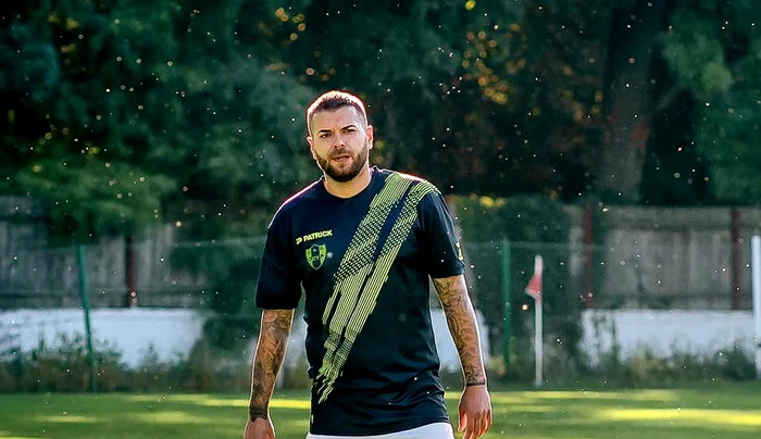Singurul-fotbalist-romn-care-a-fost-i-la-Inter-i-la-AC-Milan-s-a-retras-M-am-nscut-talent-dar-am-murit-speran
