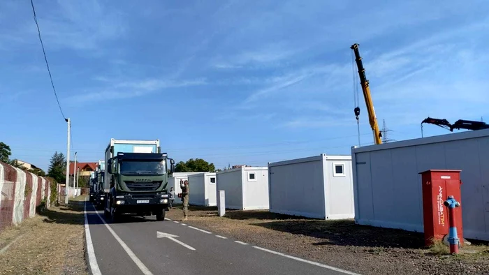 Spitalul-de-campanie-de-la-Timioara-demontat-Refacerea-gazonului-rmne-n-grija-Primriei-FOTO