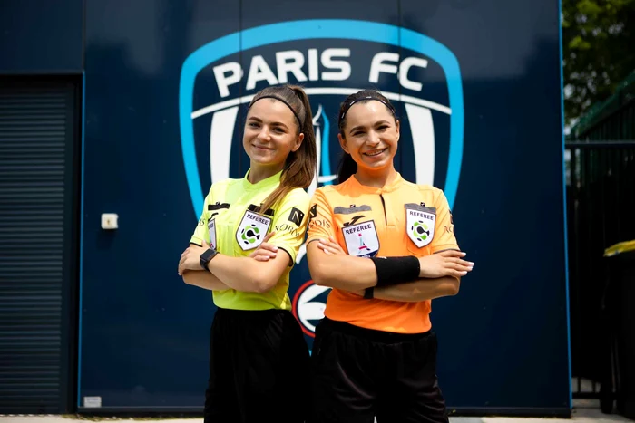 Surorile-Nicoleta-i-Andreea-uc-arbitre-de-fotbal-Este-fascinant-s-fii-pe-teren-ne-ar-fi-plcut-s-jucm-